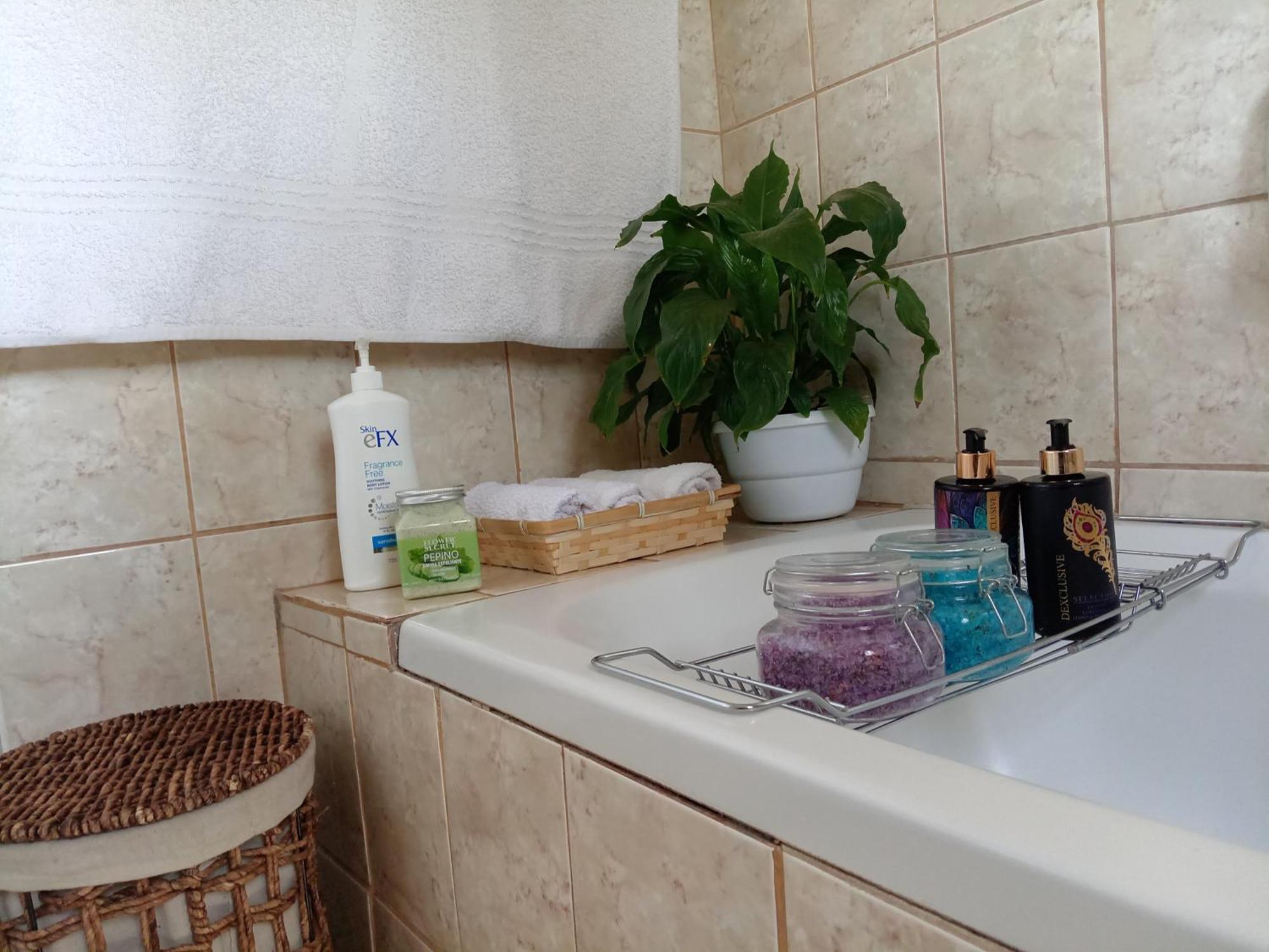 Olivia Pines Guesthouse كروغيرسدورب المظهر الخارجي الصورة